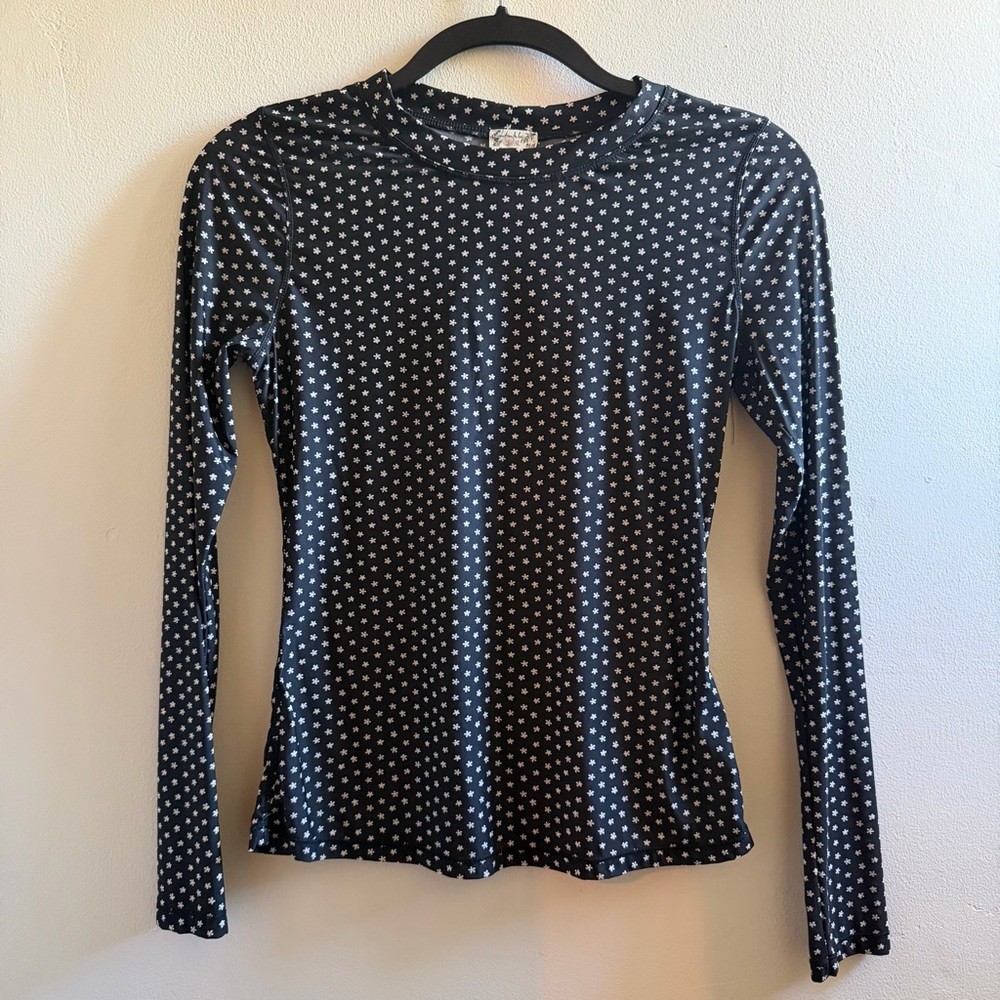 SOLD 🚨Free People Black Long-Sleeve Floral Print Tee